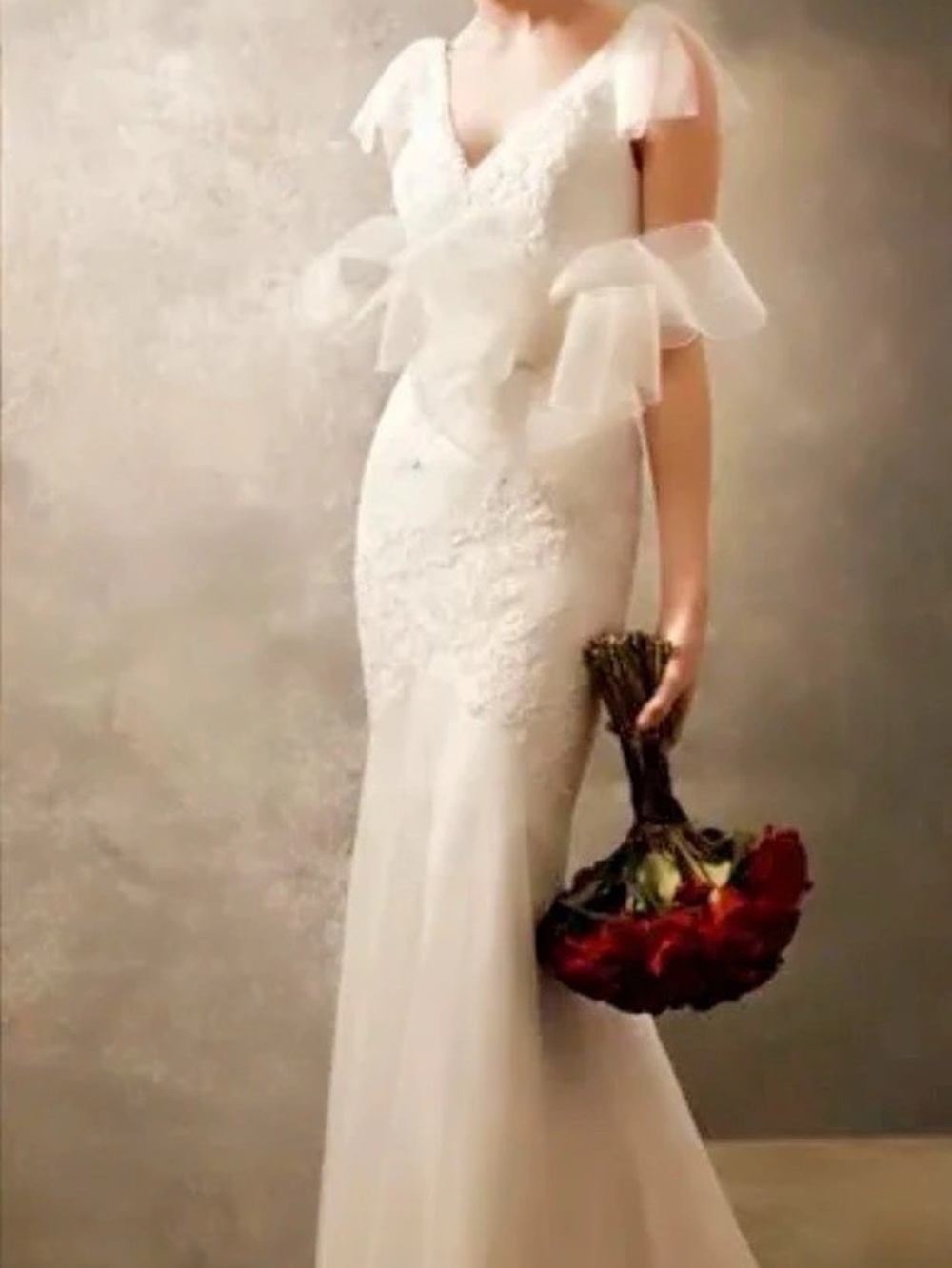 White by Vera Wang -  Lace Wedding Gown Ivory Like New